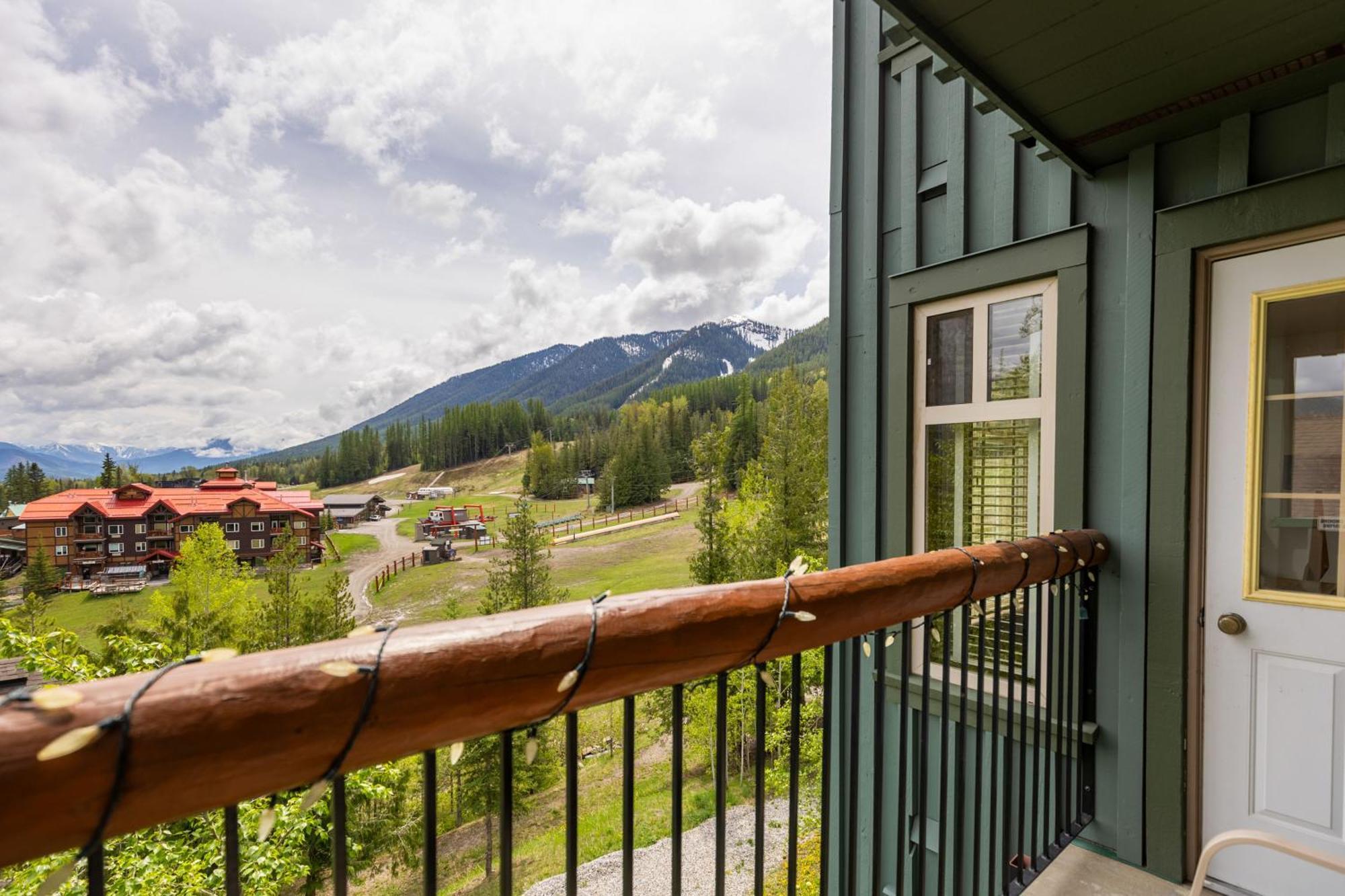 Snow Creek Lodge By Fernie Central Reservations Eksteriør billede